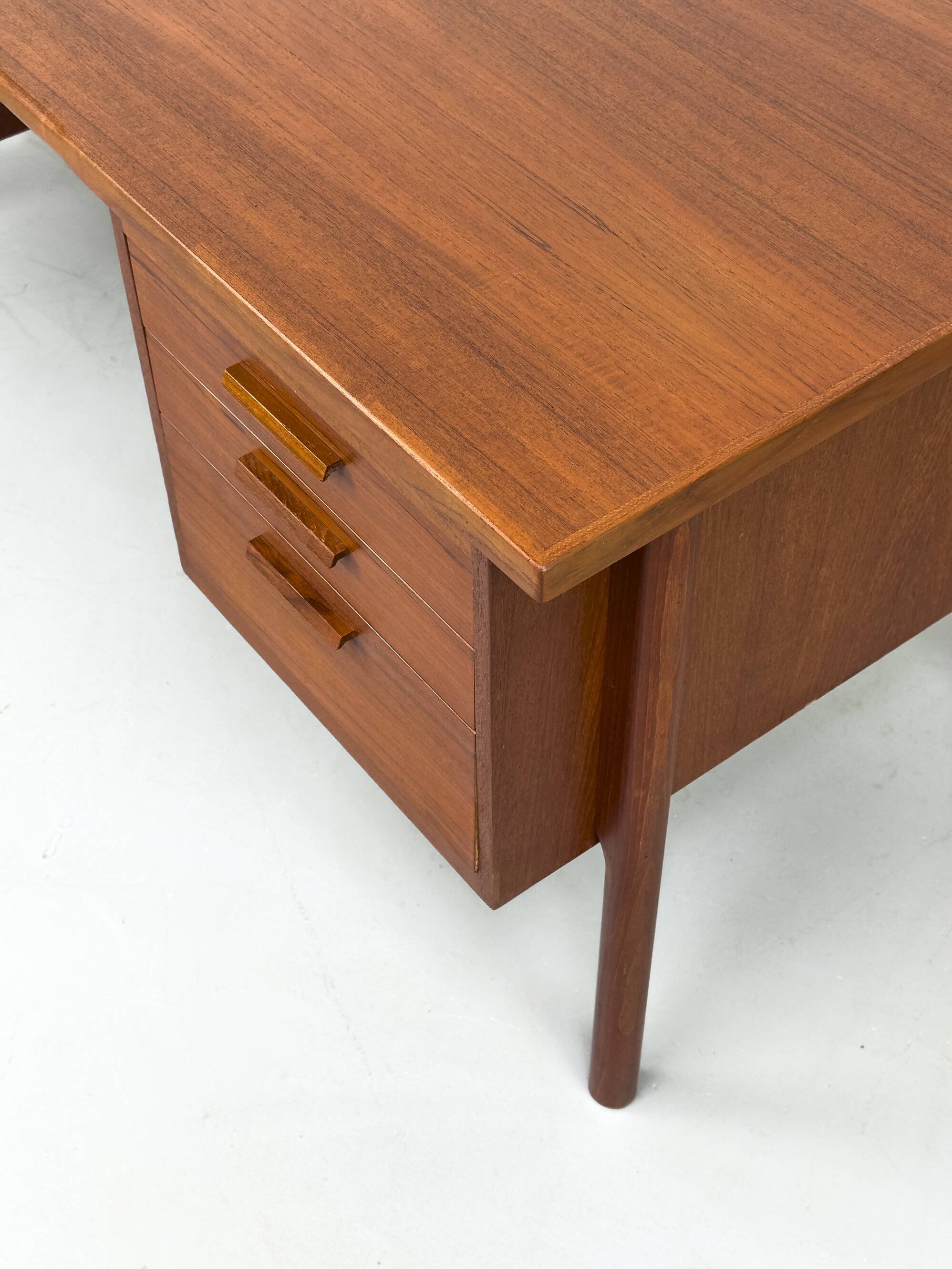 Danish teak desk with drawers, 1960s