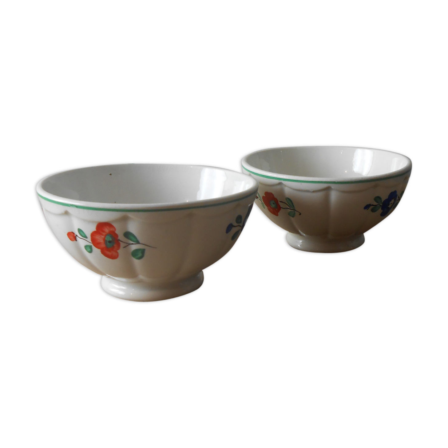 Small bowls in Sarreguemines France majolica