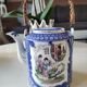 Théière japonaise en porcelaine fine, motifs Geishas, estampillé