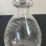 Carafe en verre ciselé