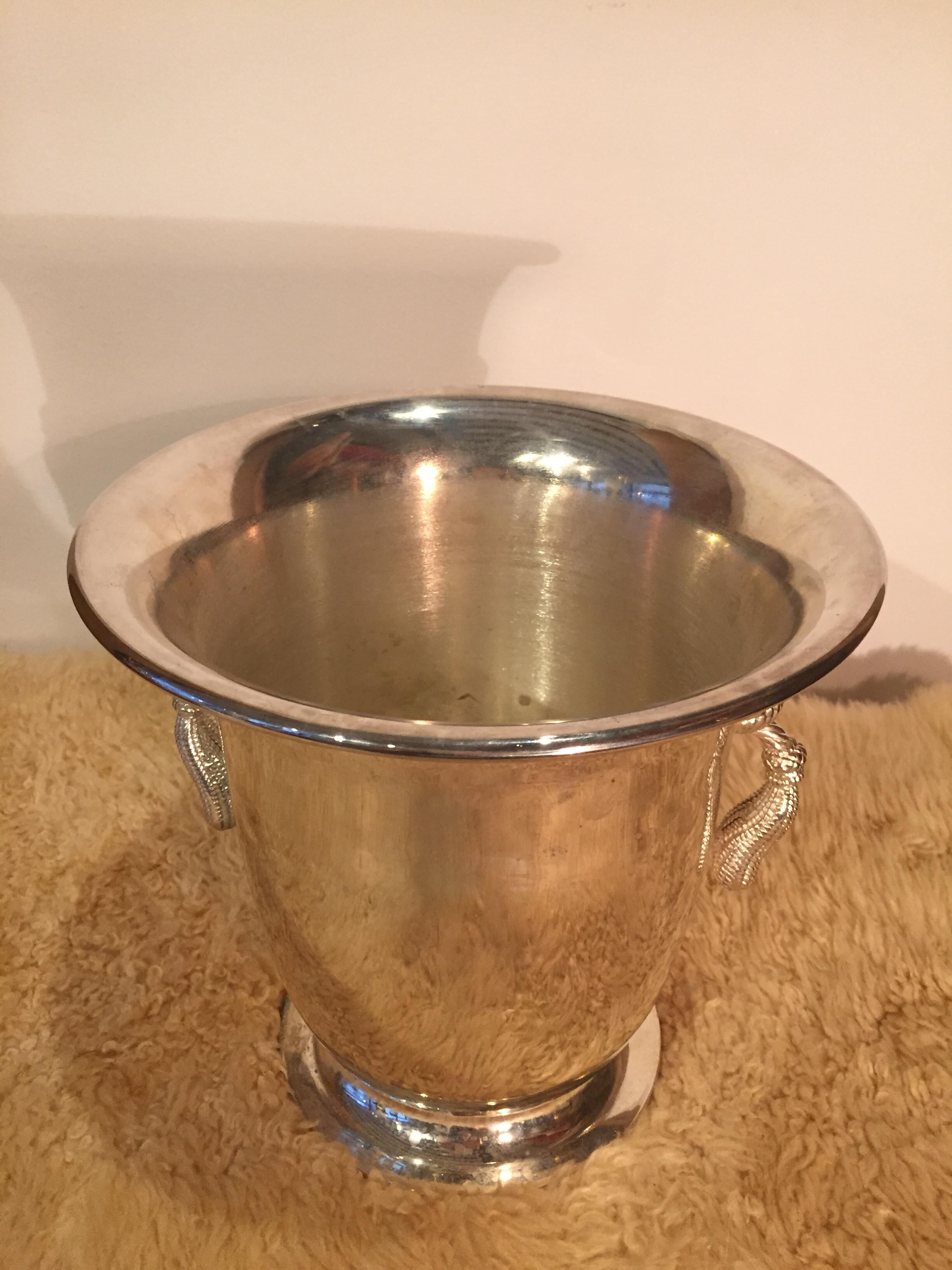 Champagne bucket