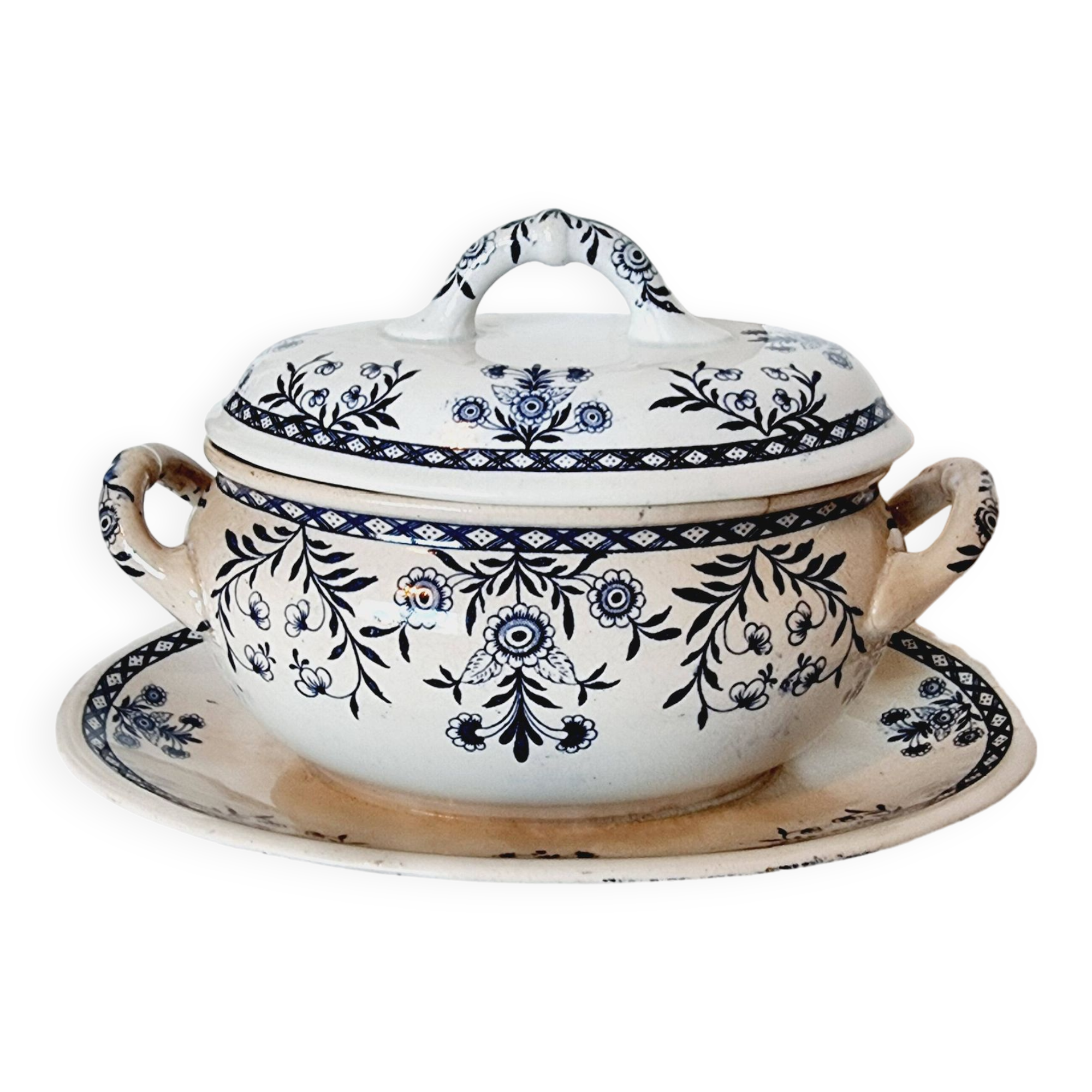Antique Saucer Boat in Blue and White Porcelain with Floral Decor from France, 19th century