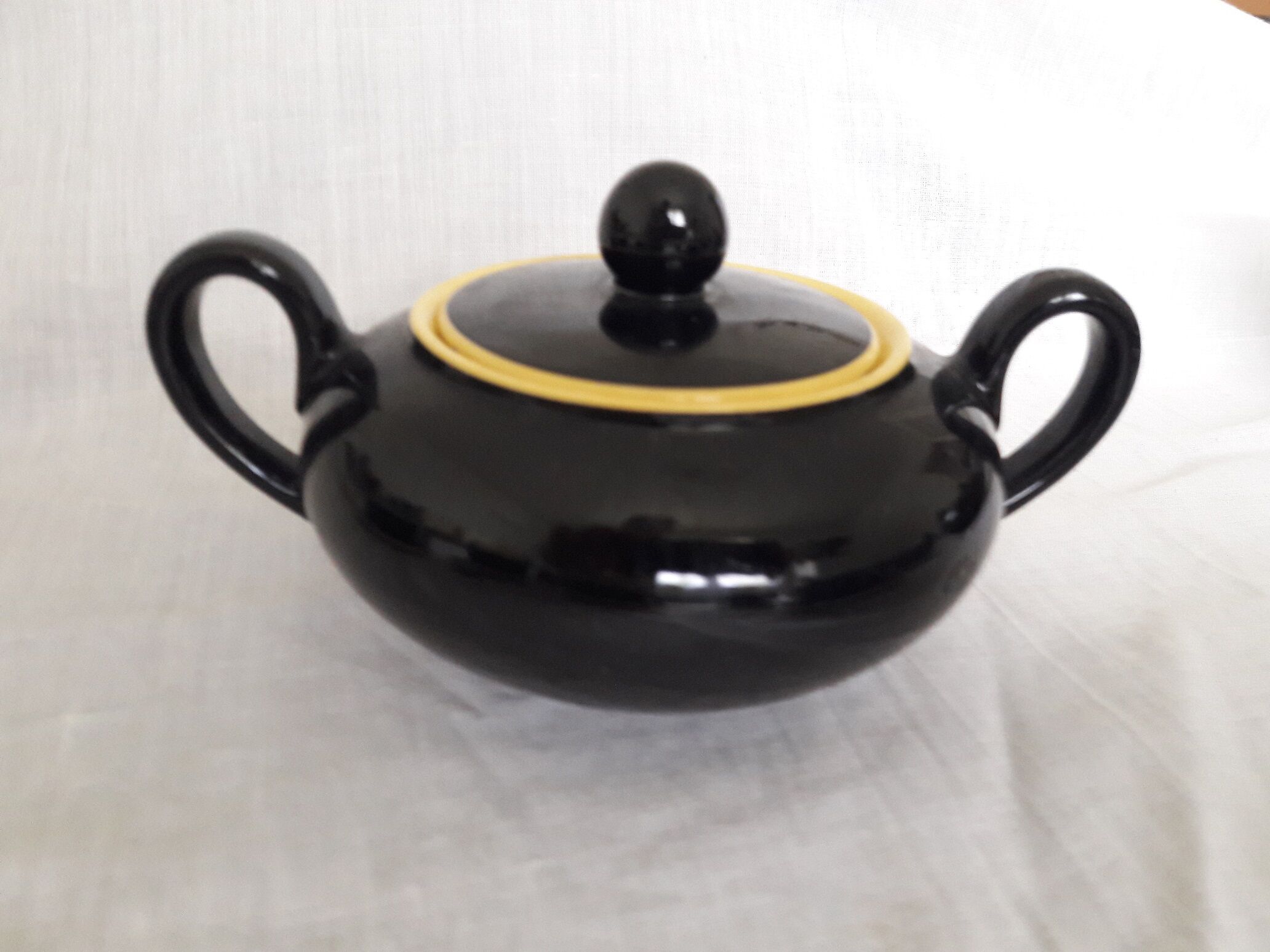 Villeroy and Boch tea service