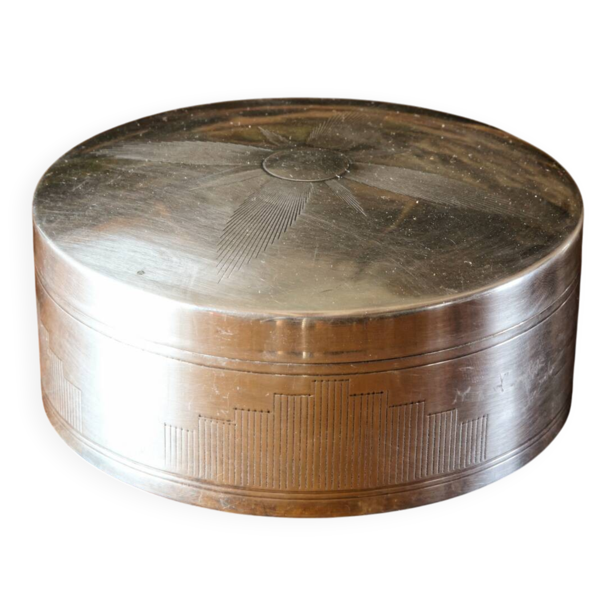 Circular silver-plated candy box, Art Deco period