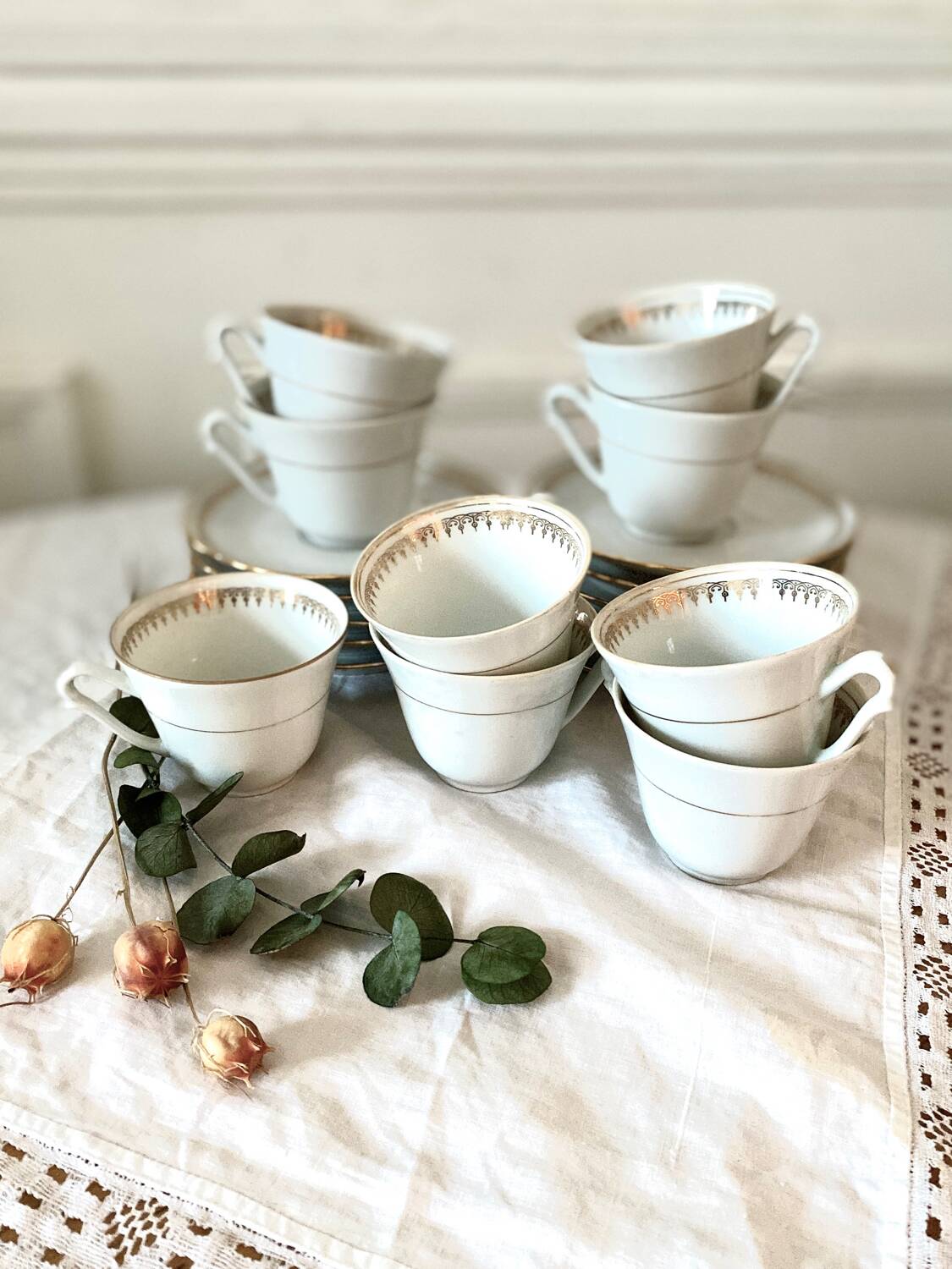 Coffee service cups in fine porcelain from Sologne France