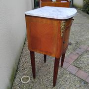 Table de chevet ancienne style Louis XVI