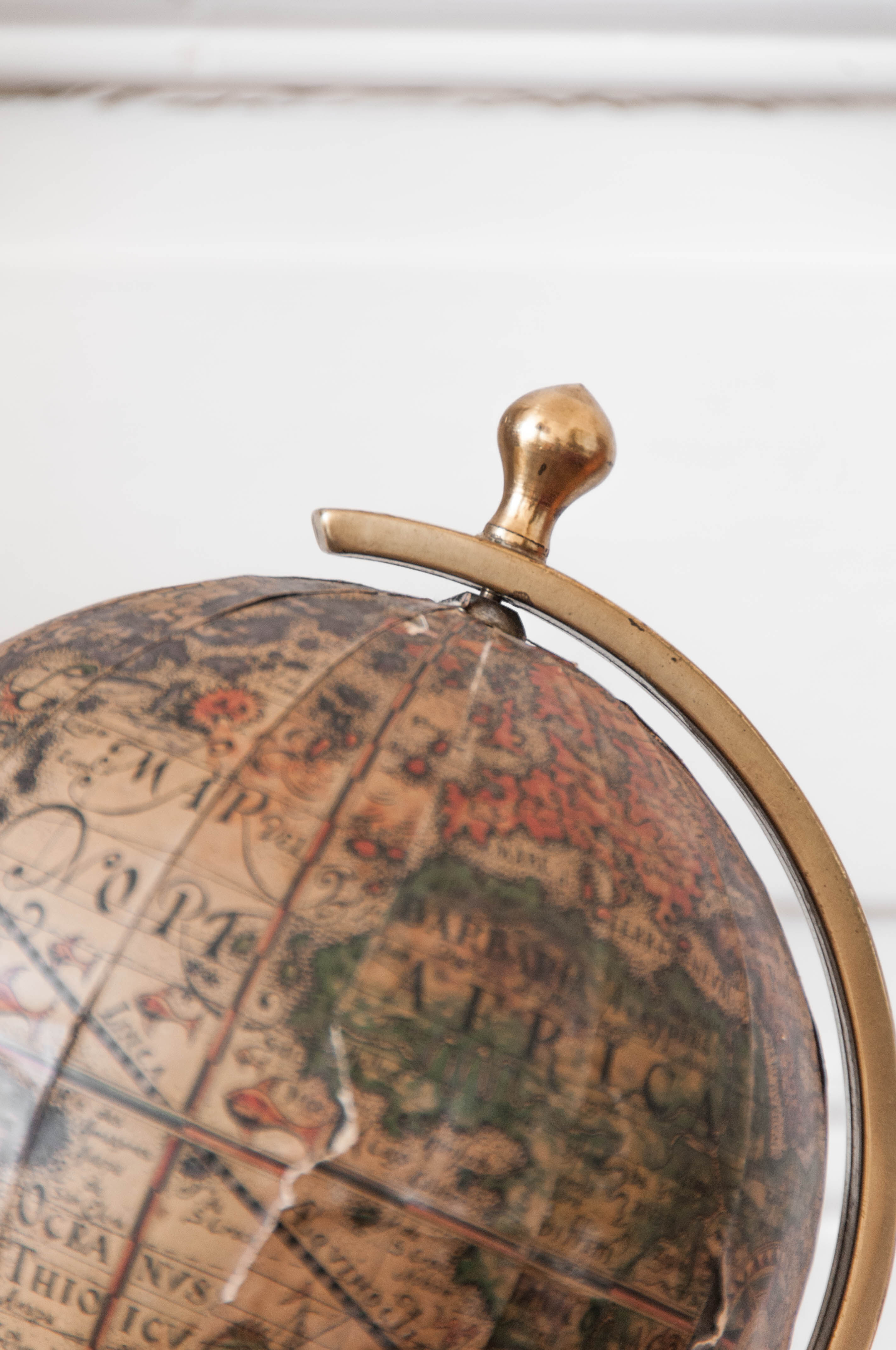 Brass earth globe - 1950