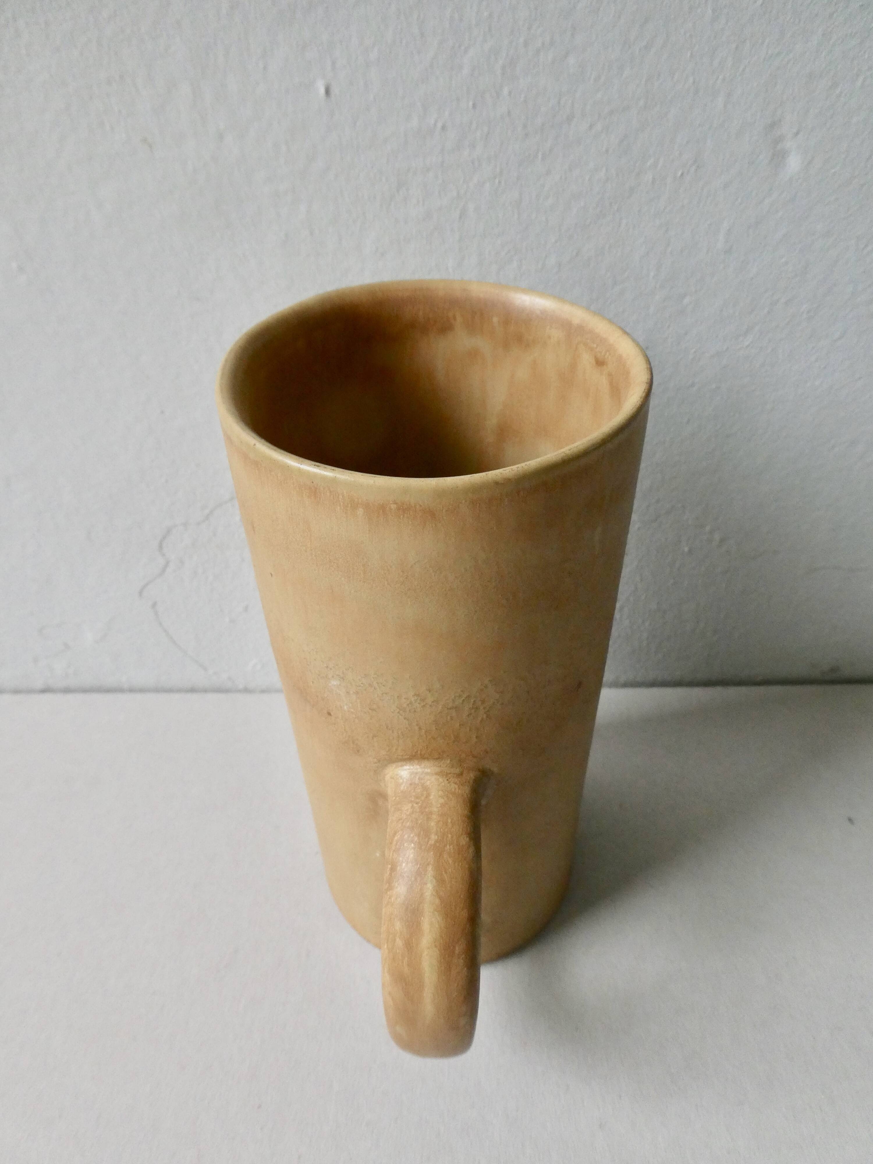 Sandstone vase, natural tone