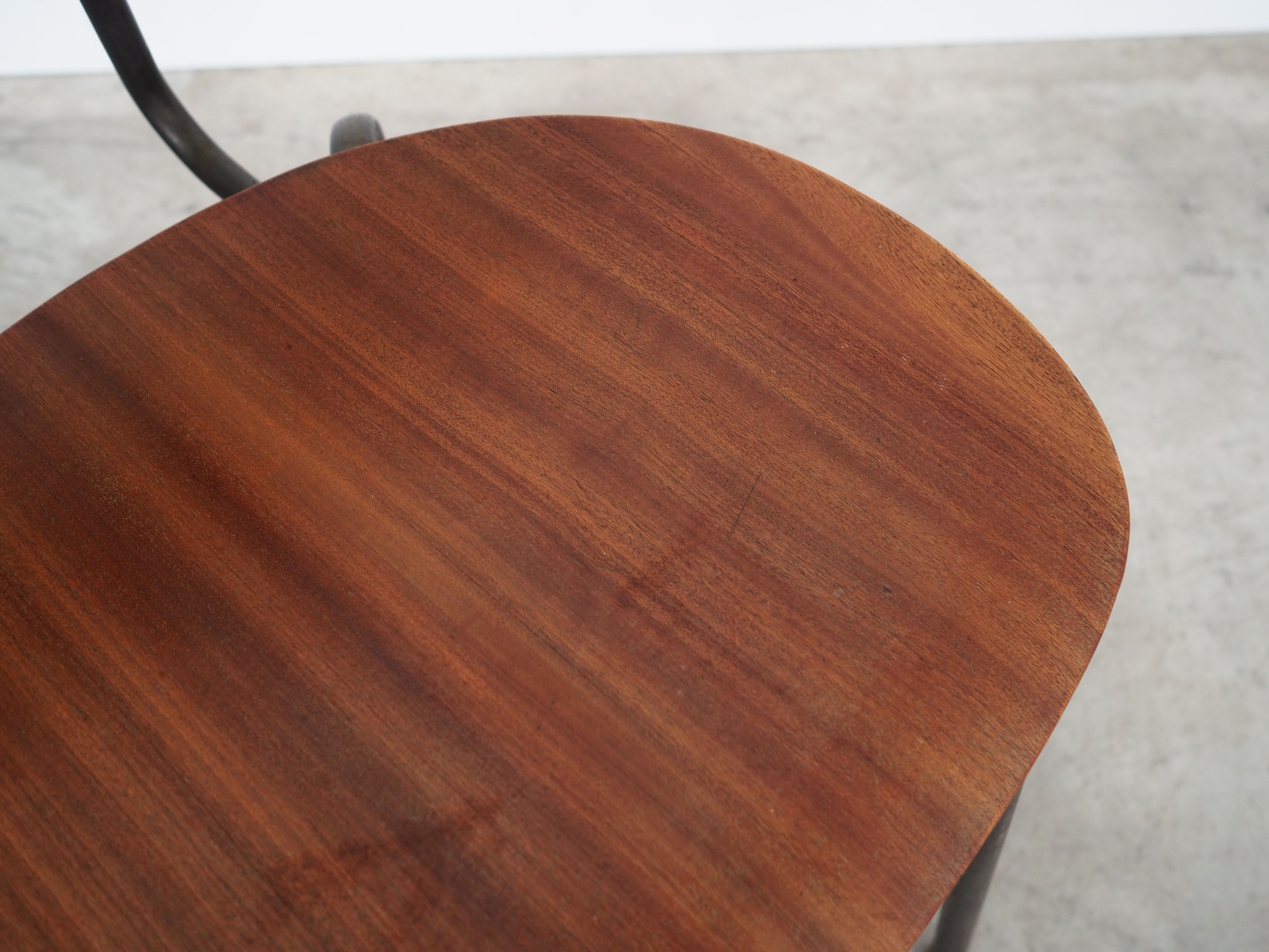 Chaise en teck, design danois, années 1960, production: Danemark