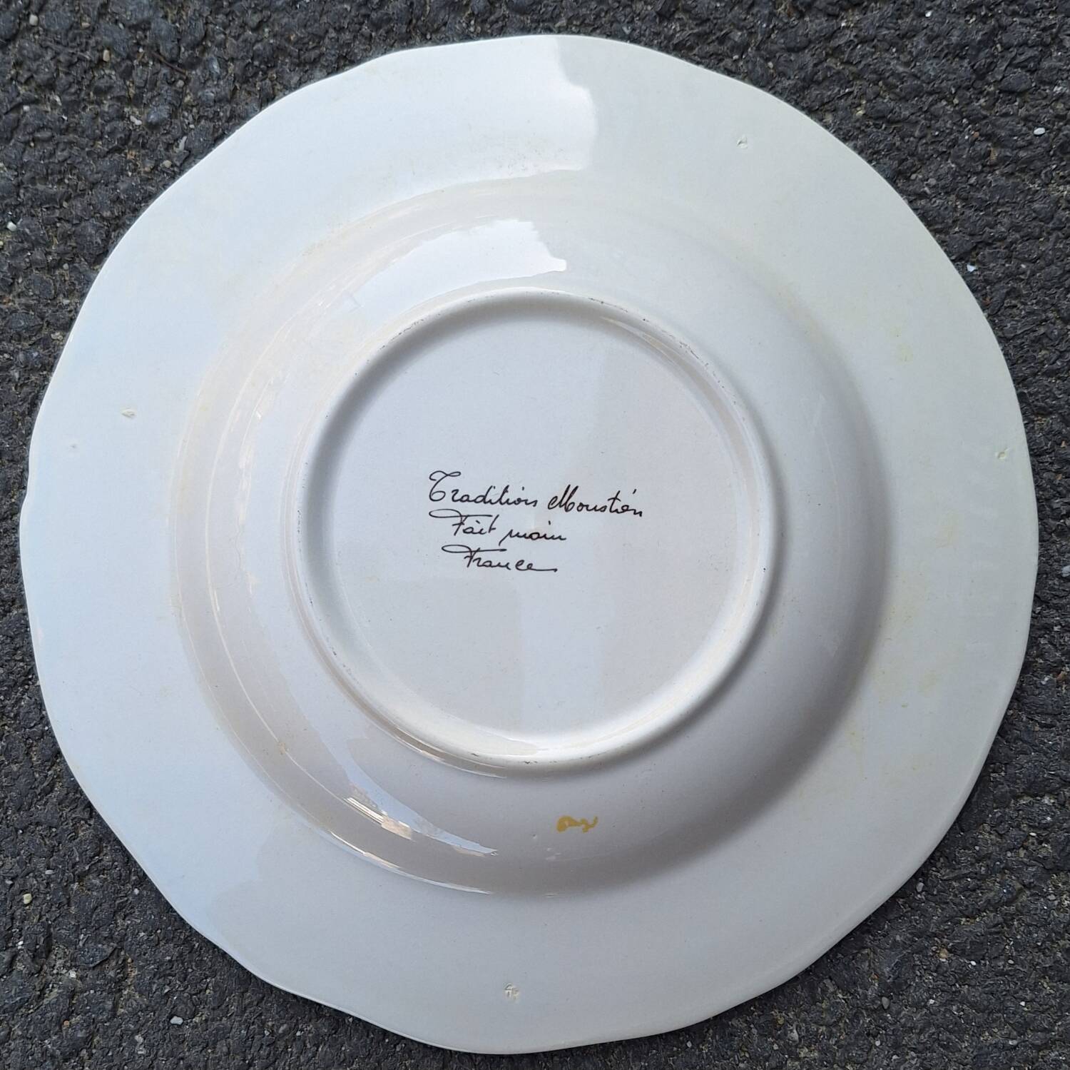 Plate with bird decoration Moustiers