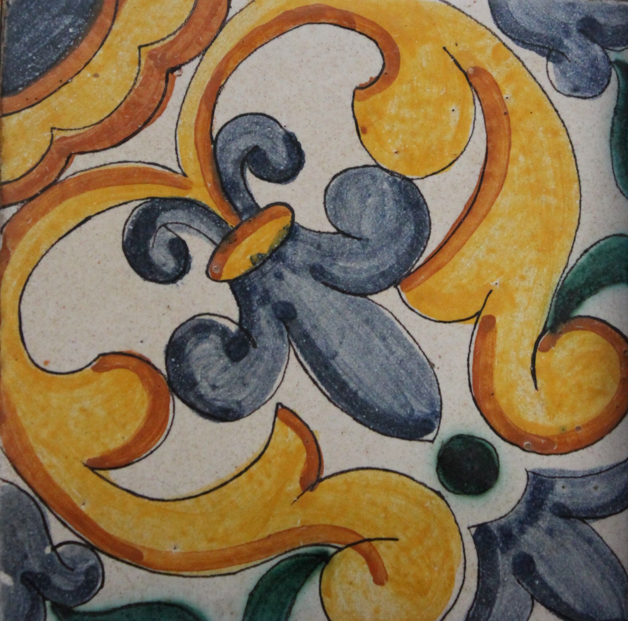 Wall cladding earthenware with fleur-de-lis