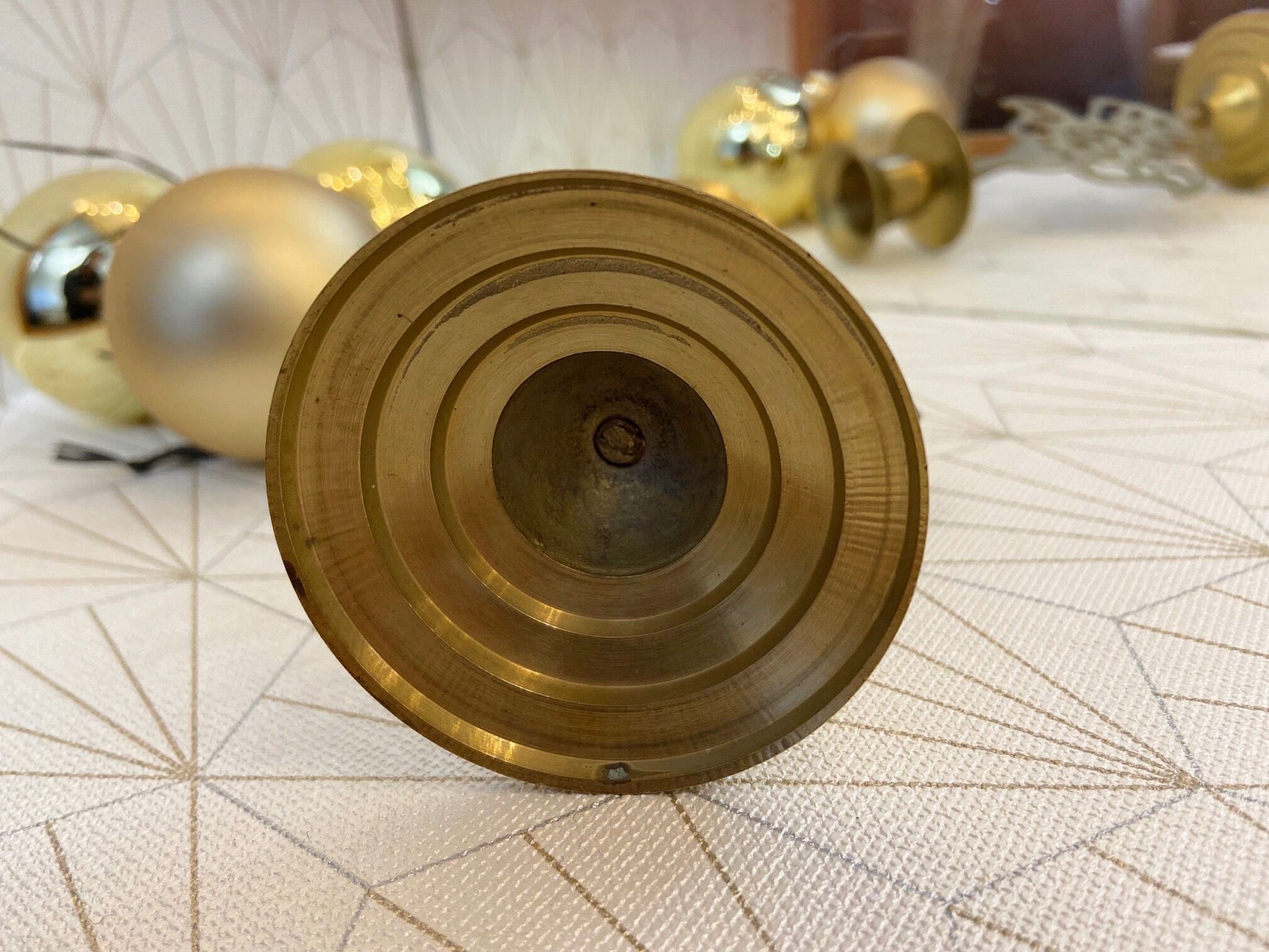 Lot 2 golden candle holders