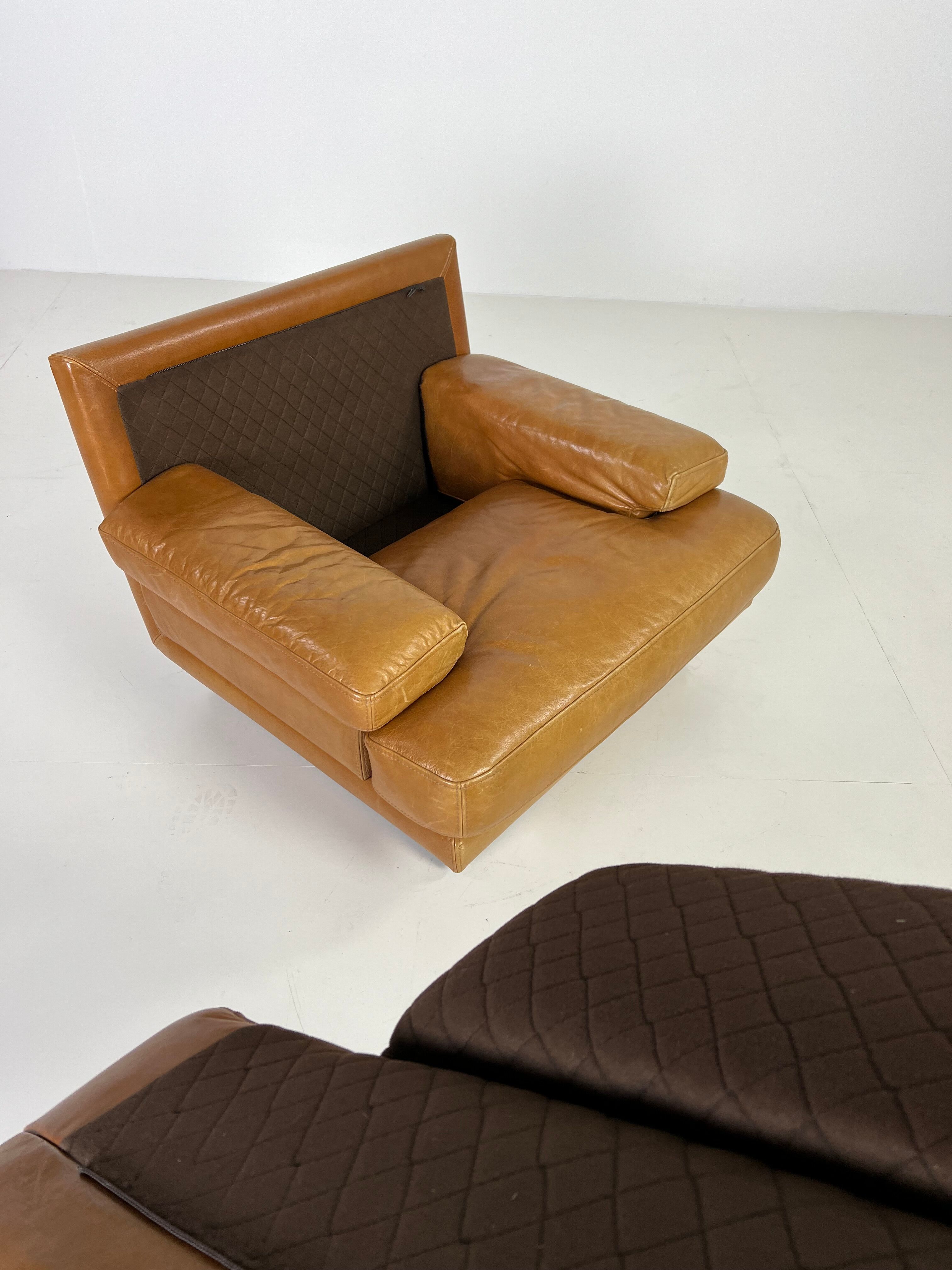 Set of 2 italian design armchairs