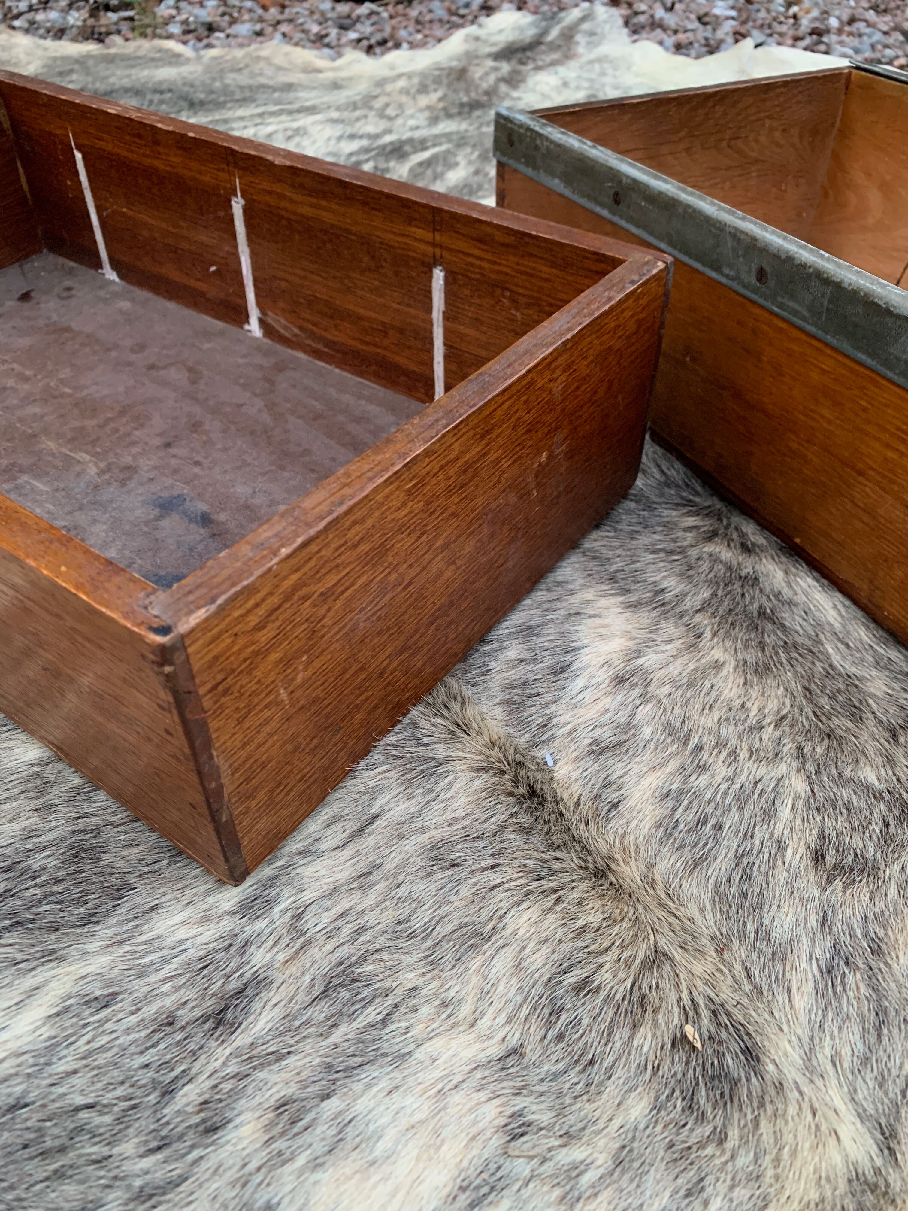 Lot of two-door documents