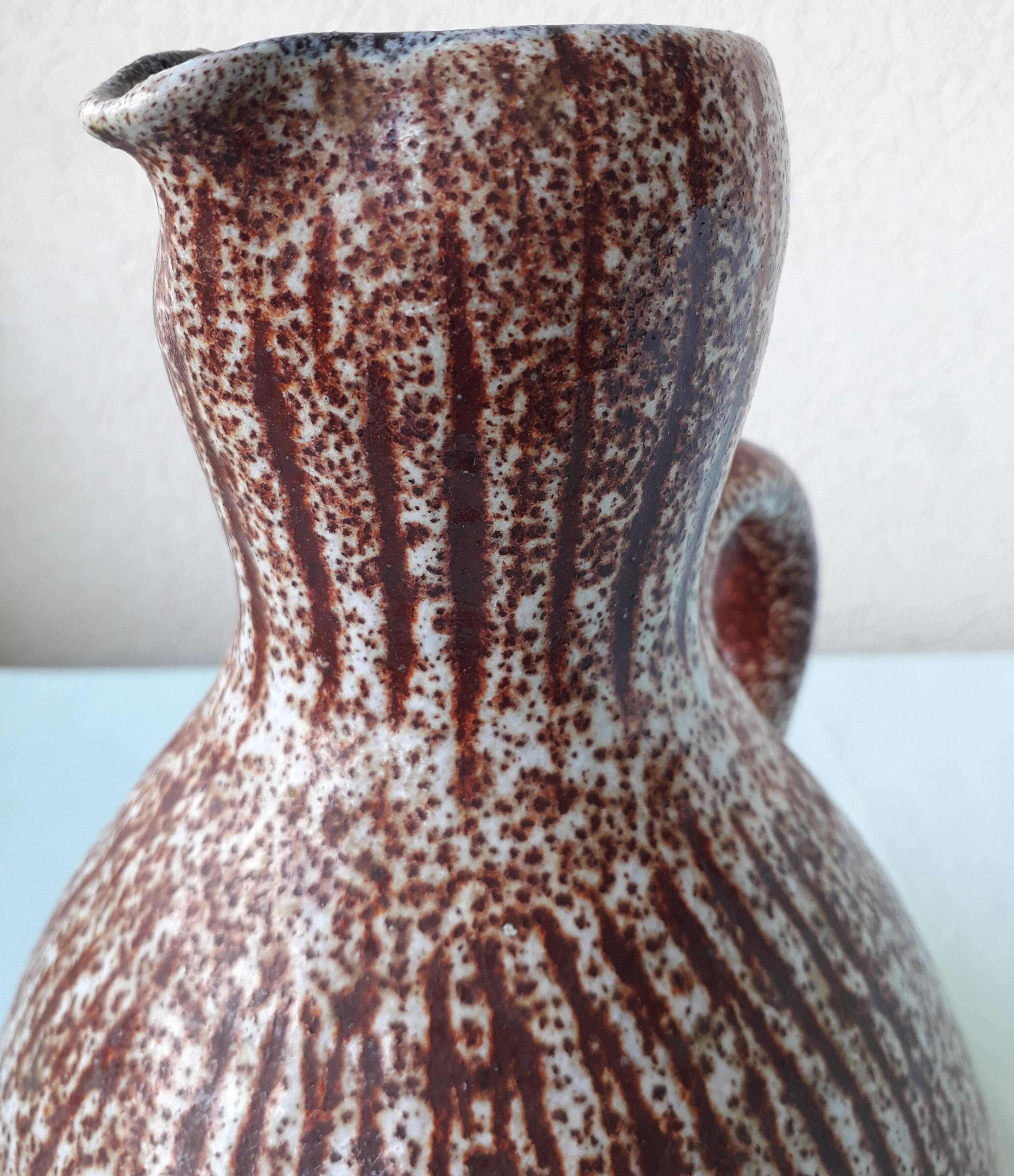 Ceramic jug Accolay
