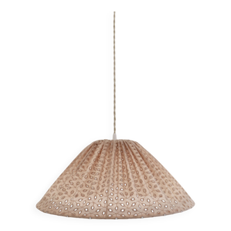 Openwork conical-shaped suspension "Malala broderie anglaise"
