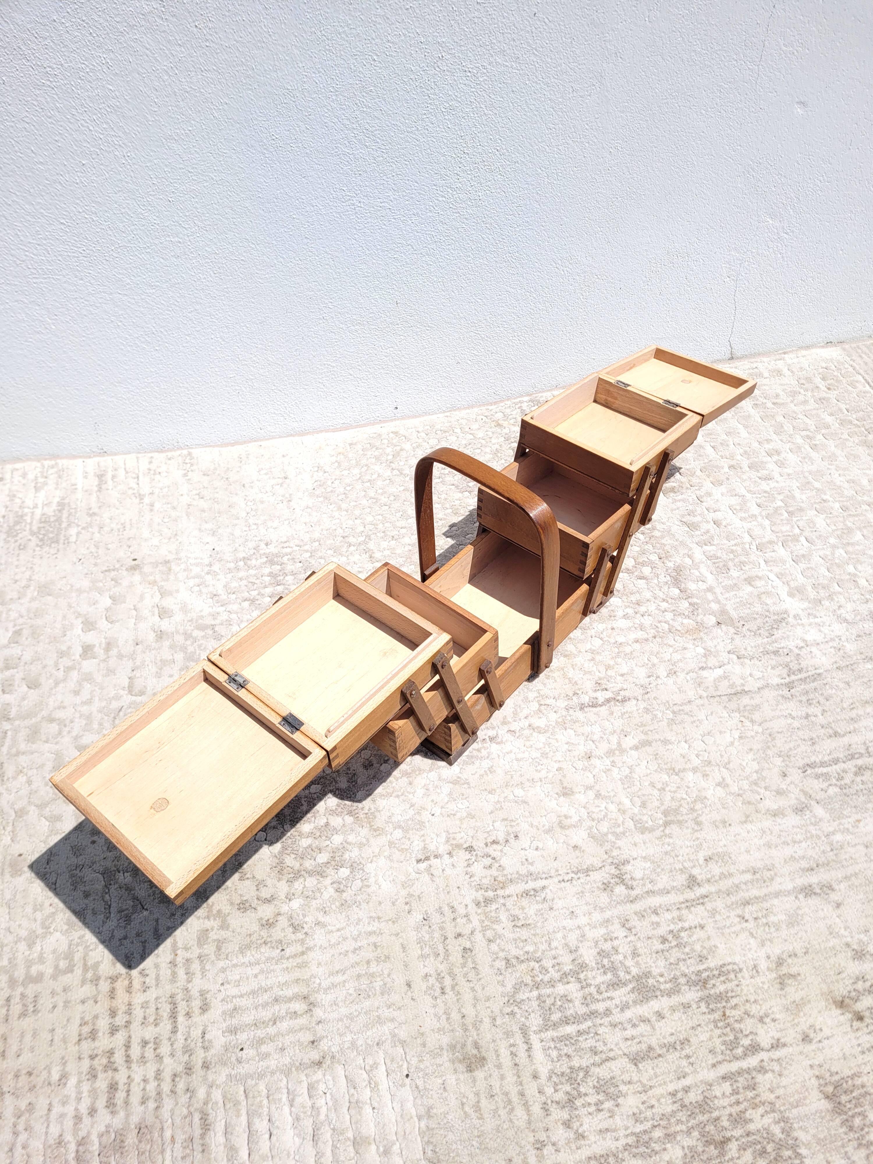 Worker to stand or sewing box 1960