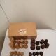 Coffret de 32 pions d'echec en buis
