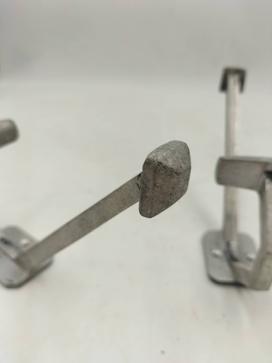Set of 4 hooks