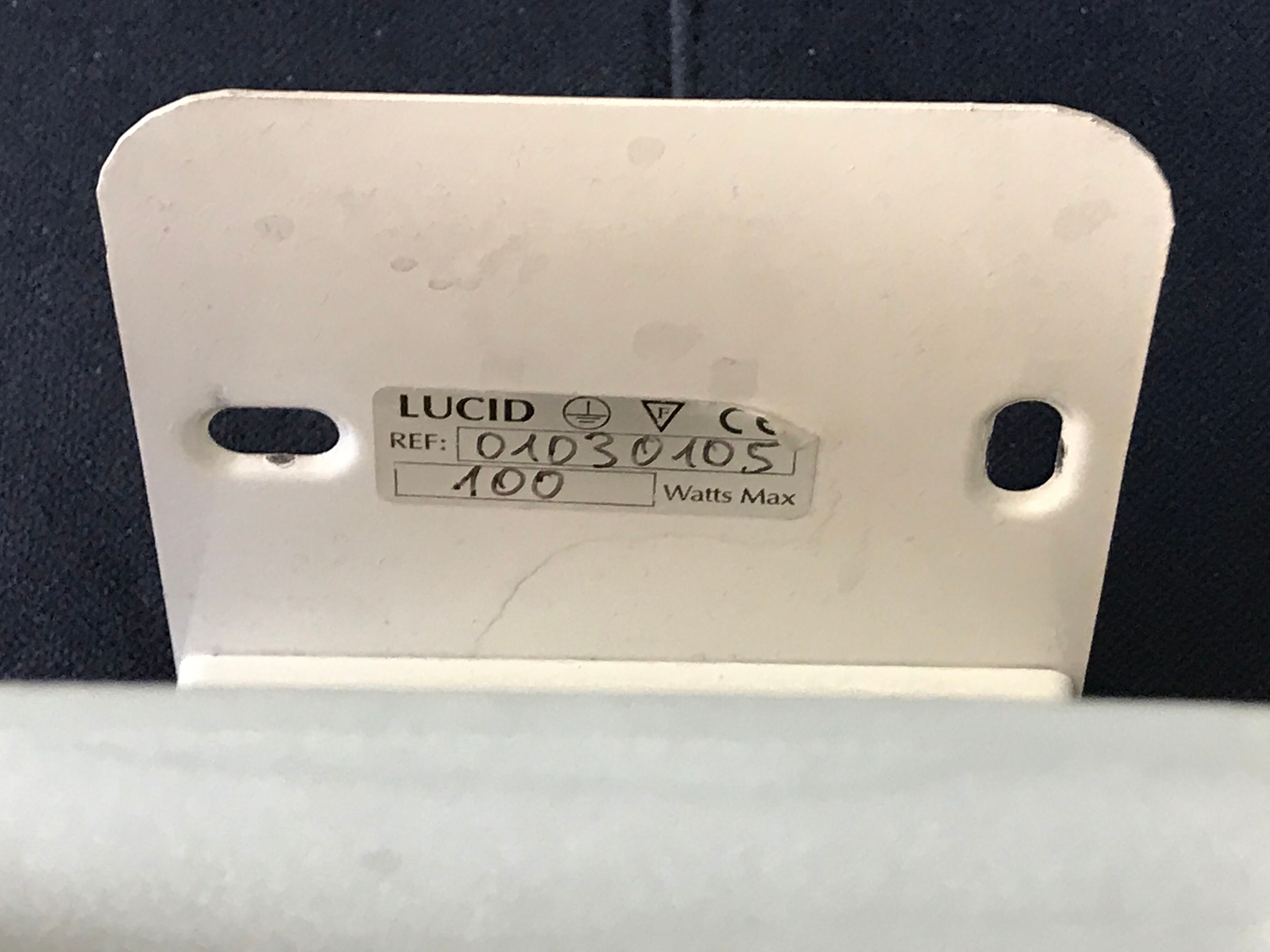 Lucid Scandinavian design wall light