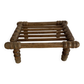 Tabouret bas ancien en bois tourné