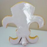 Fleur-de-lis shaped vase, glazed ceramic, Brittany, Quimper, Breton ermines, character