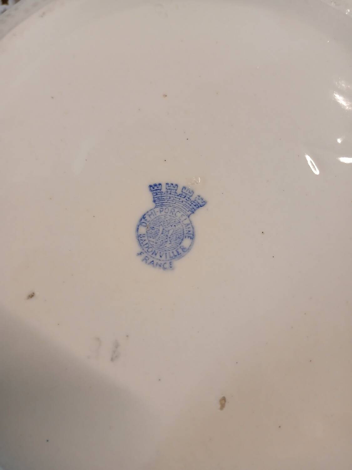 Antique soup tureen Badonviller