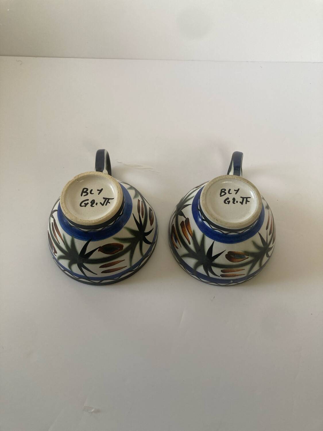 Lot de tasses Quimper Keraluc