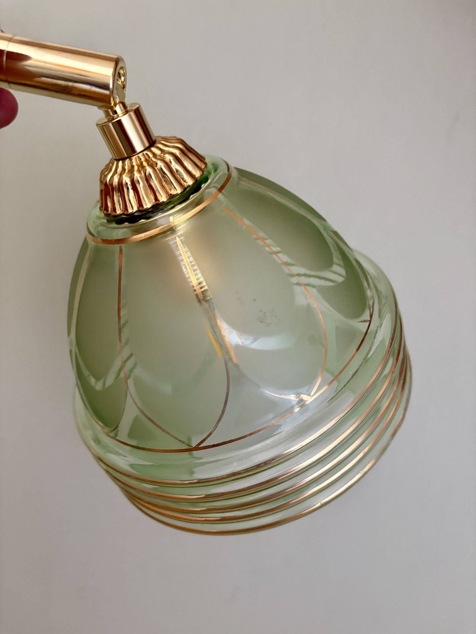 Vintage art deco tulip wall lamp in green and gold glass