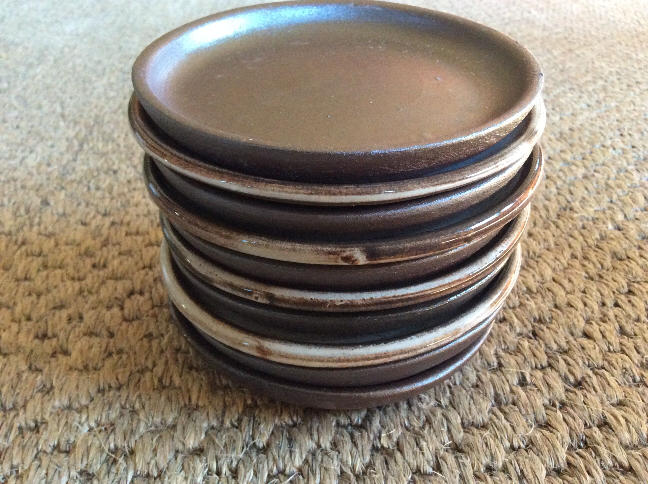 Set of 10 stoneware plates