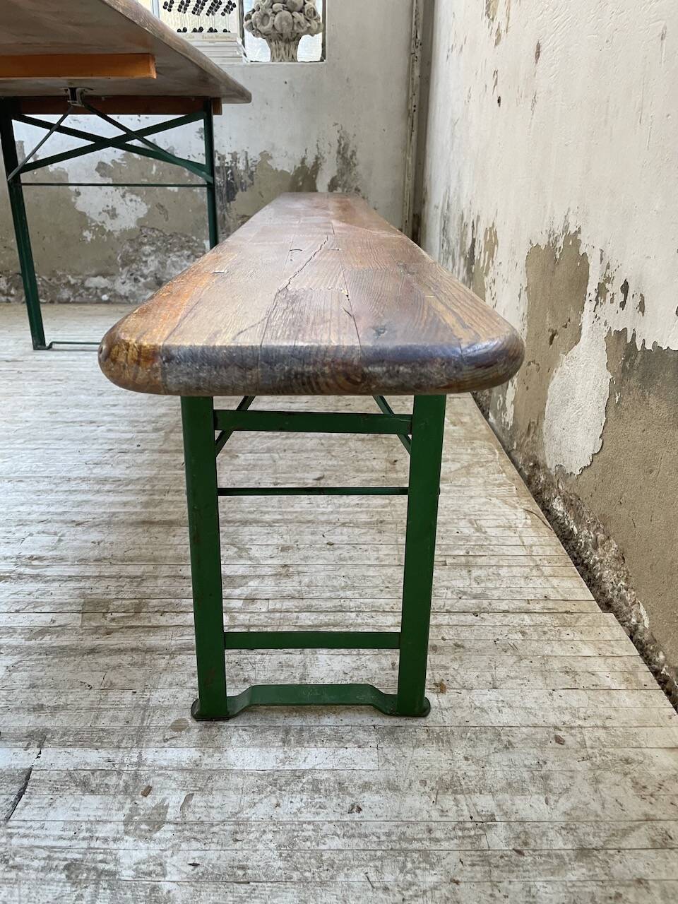 Guinguette table and its 2 benches
