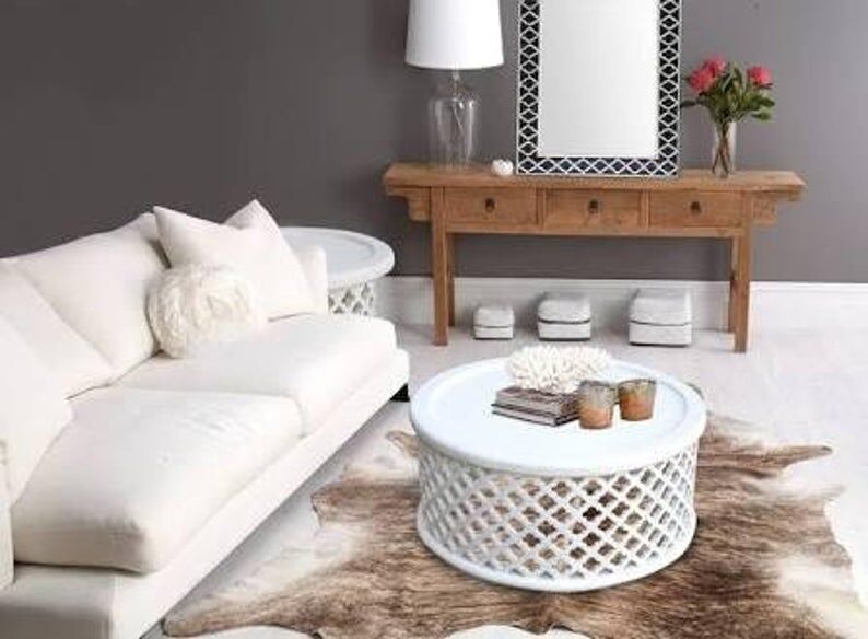 White wooden bamiléké stool