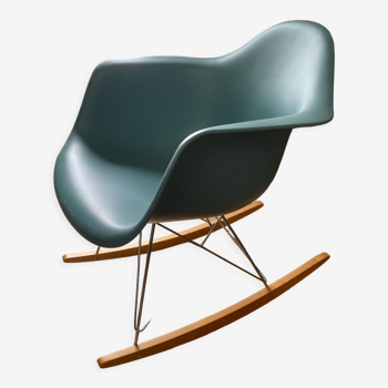 Rocking chair Eames, Vitra edition