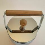 Ice bucket ice 70