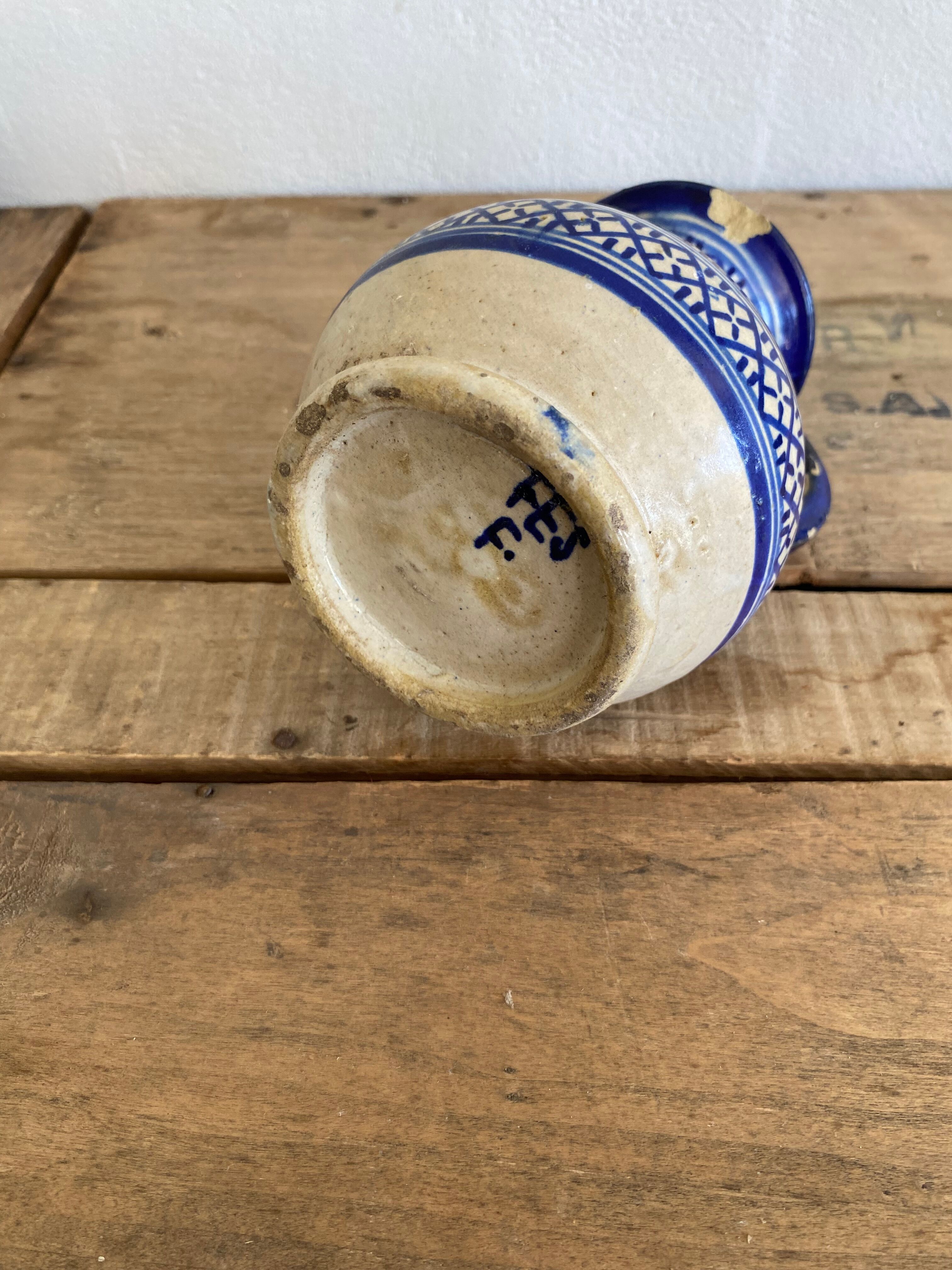 Pitcher of FEZ, hand-painted decoration
