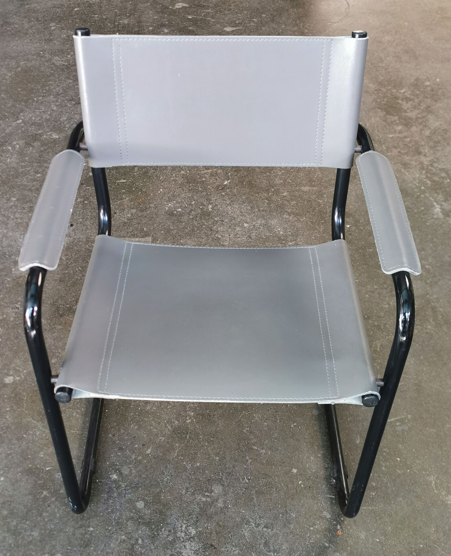 Cantilever chair design matteo grassi / marcel breuer 70s/80s