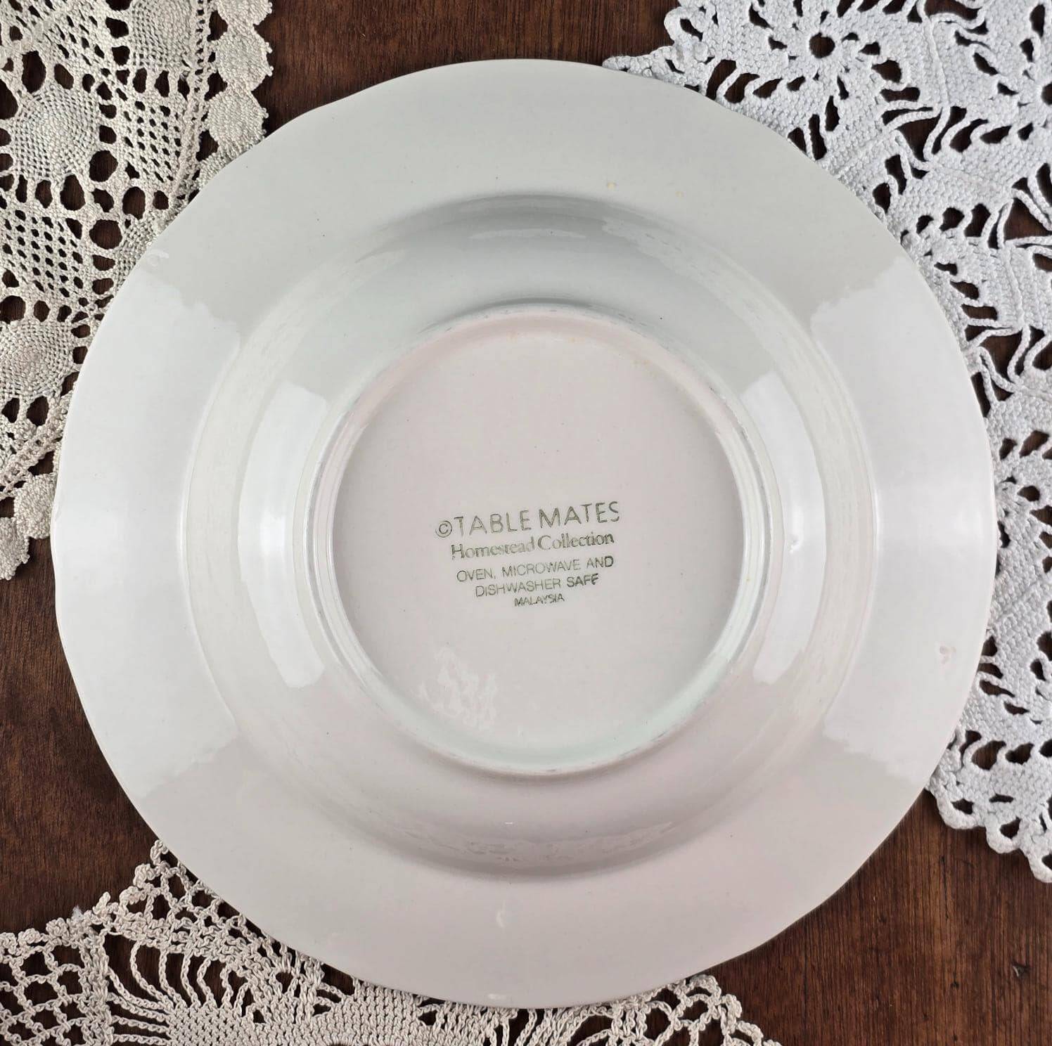 Set of 4 Table Mates soup plates – blue and pink floral design