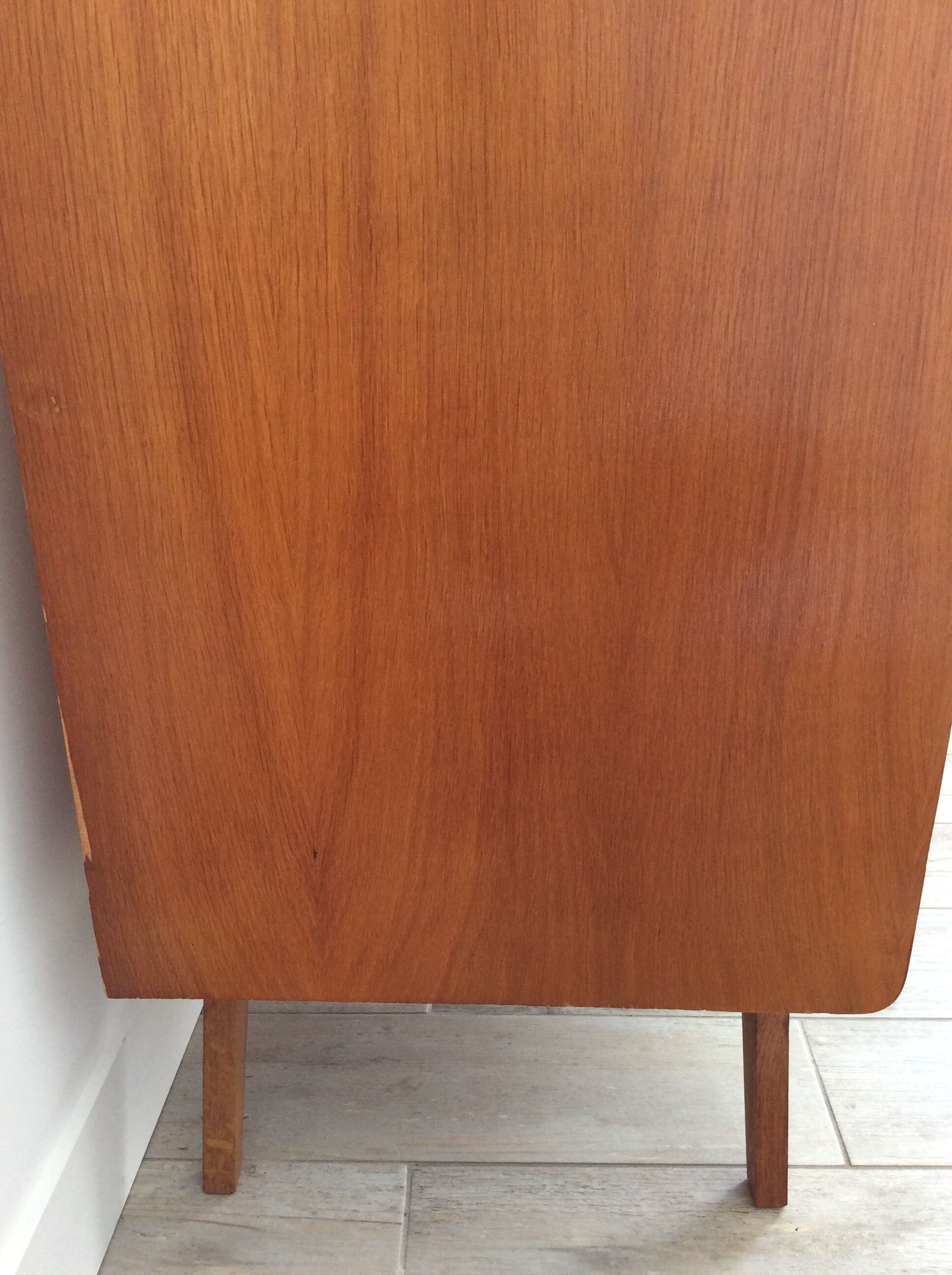 Commode vintage pieds compas 1950