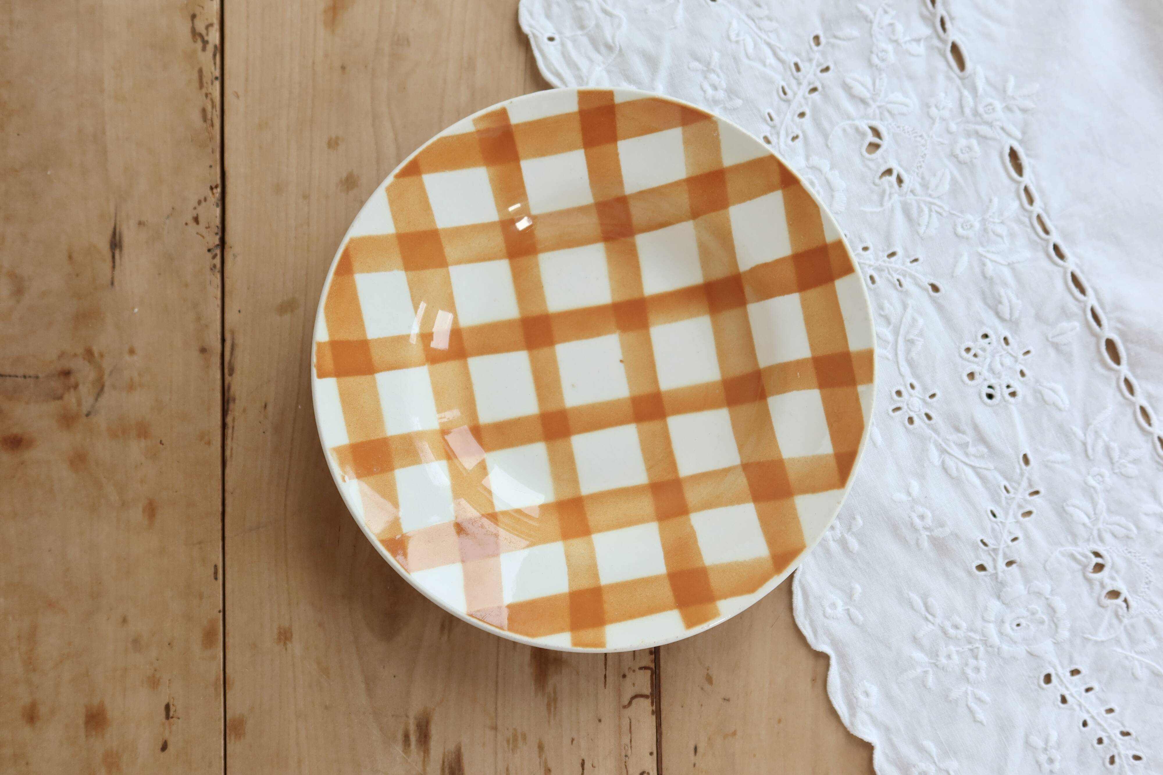 Vintage deep plate Moulin des Loups model Brown Tablecloth