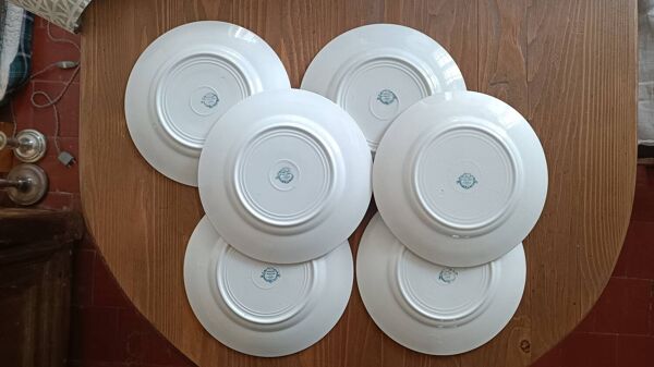 6 assiettes Saint Amand modèle Louis XVI