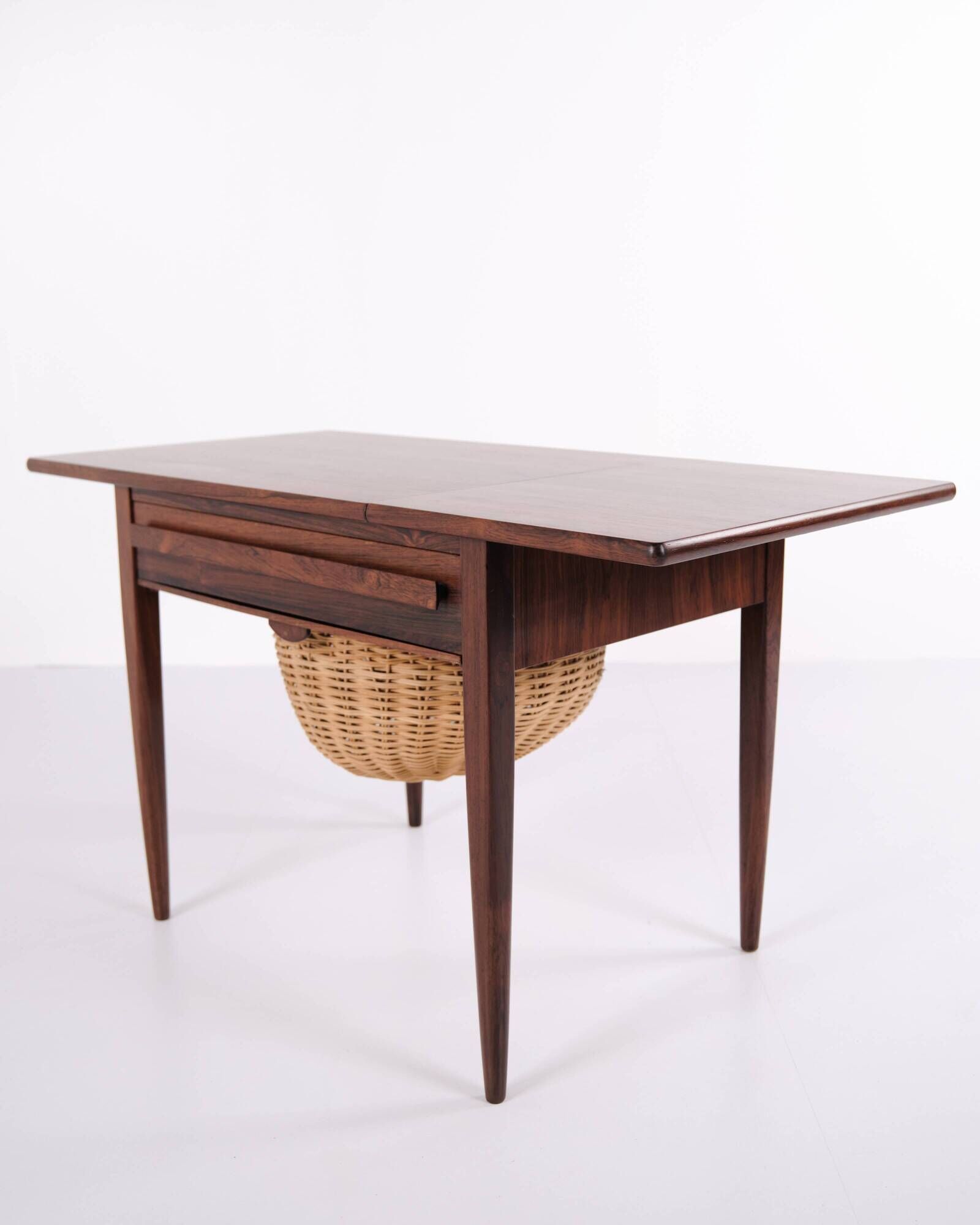 Foldable sewing table with drawer - Rosewood - Johannes Andersen - Silkeborg Furniture Factory - 1960s