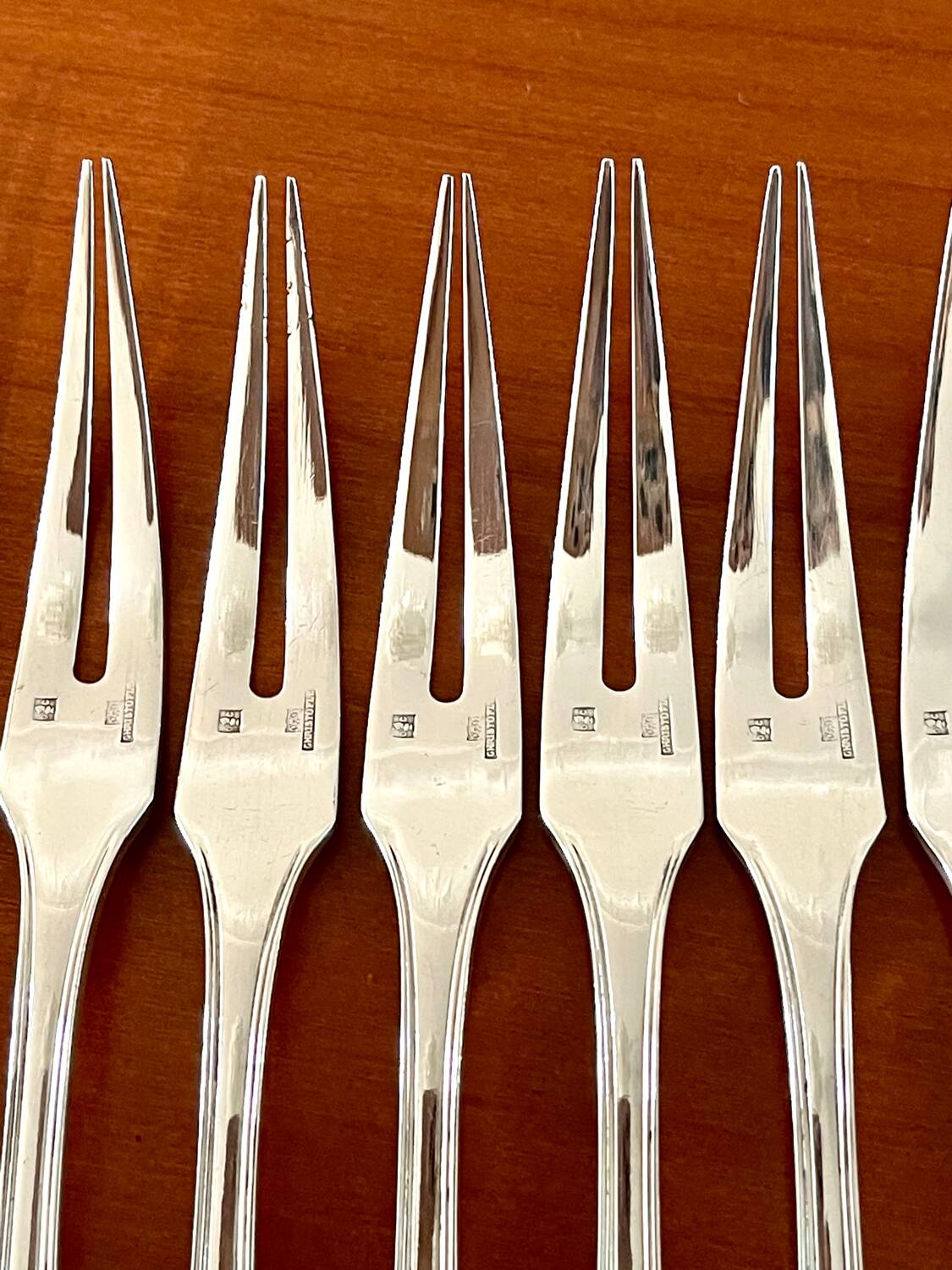 Christofle boréal, 12 snail forks, aperitif pick very good condition