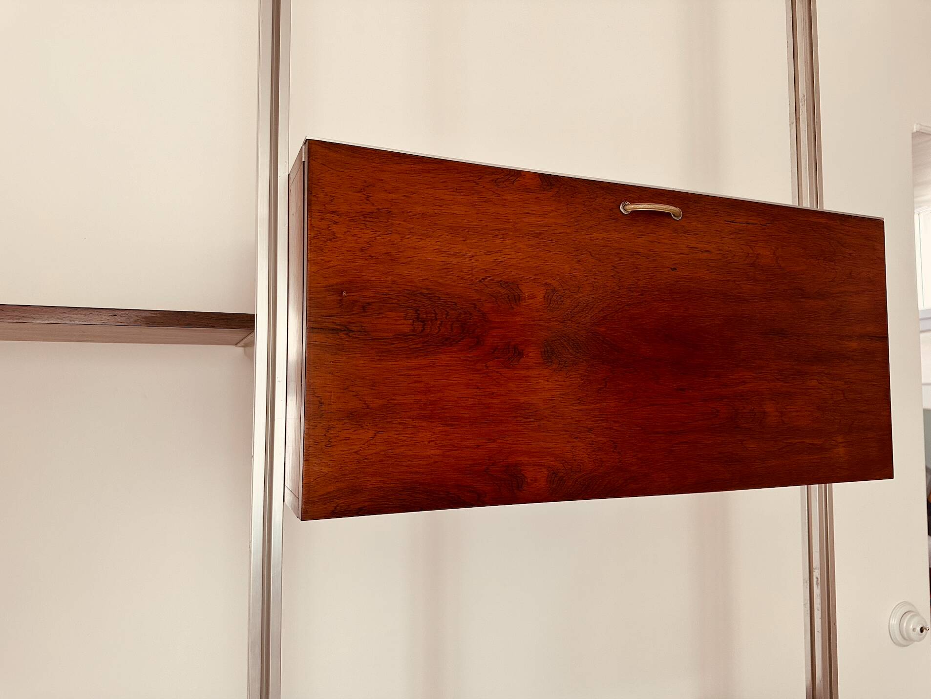 Modular bookshelf George Nelson & Associates OMNI system