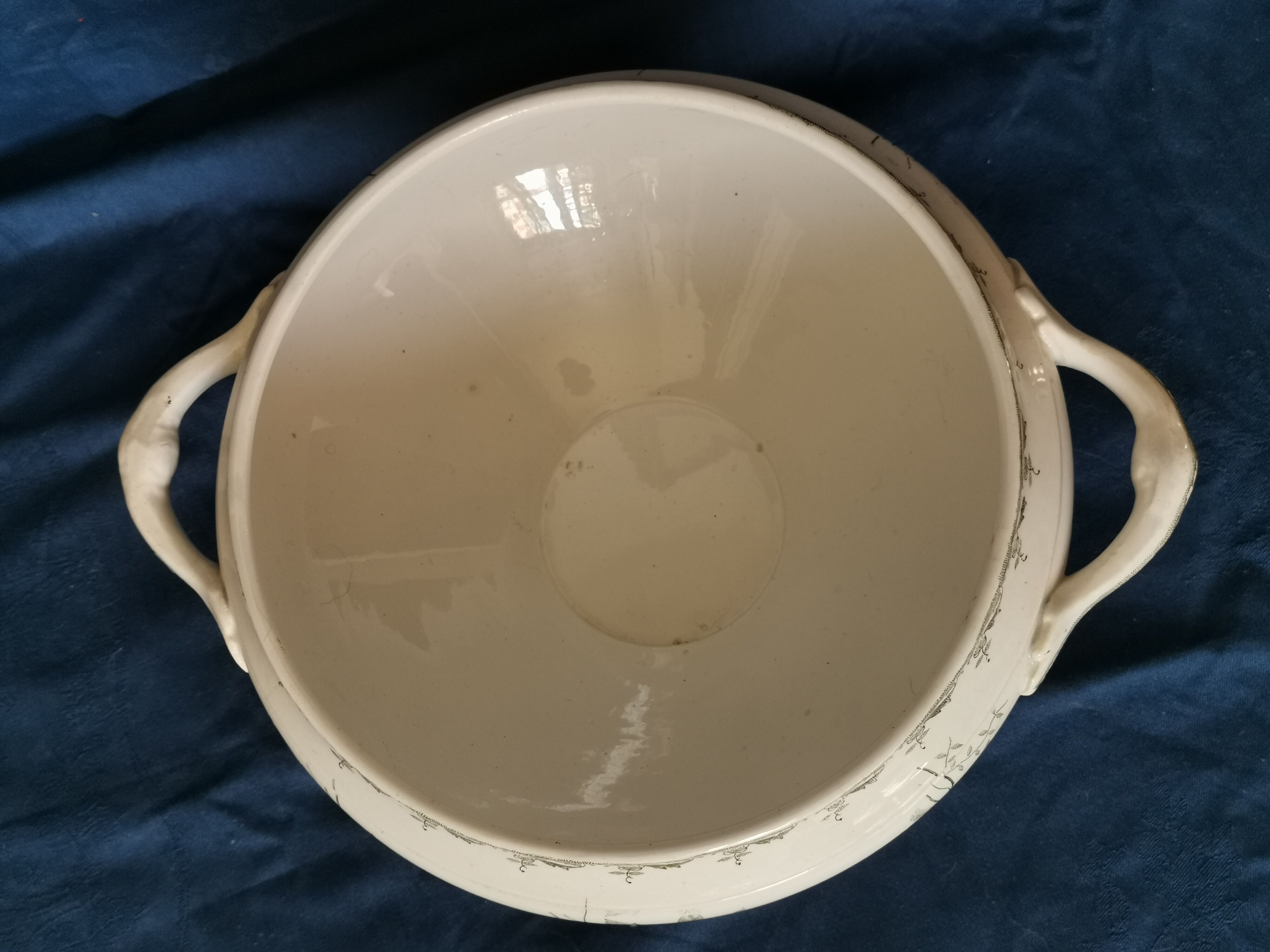 Salad /compotier "Rosette" Saint Amand terre de fer