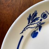 Set of 4 flat plates mismatched