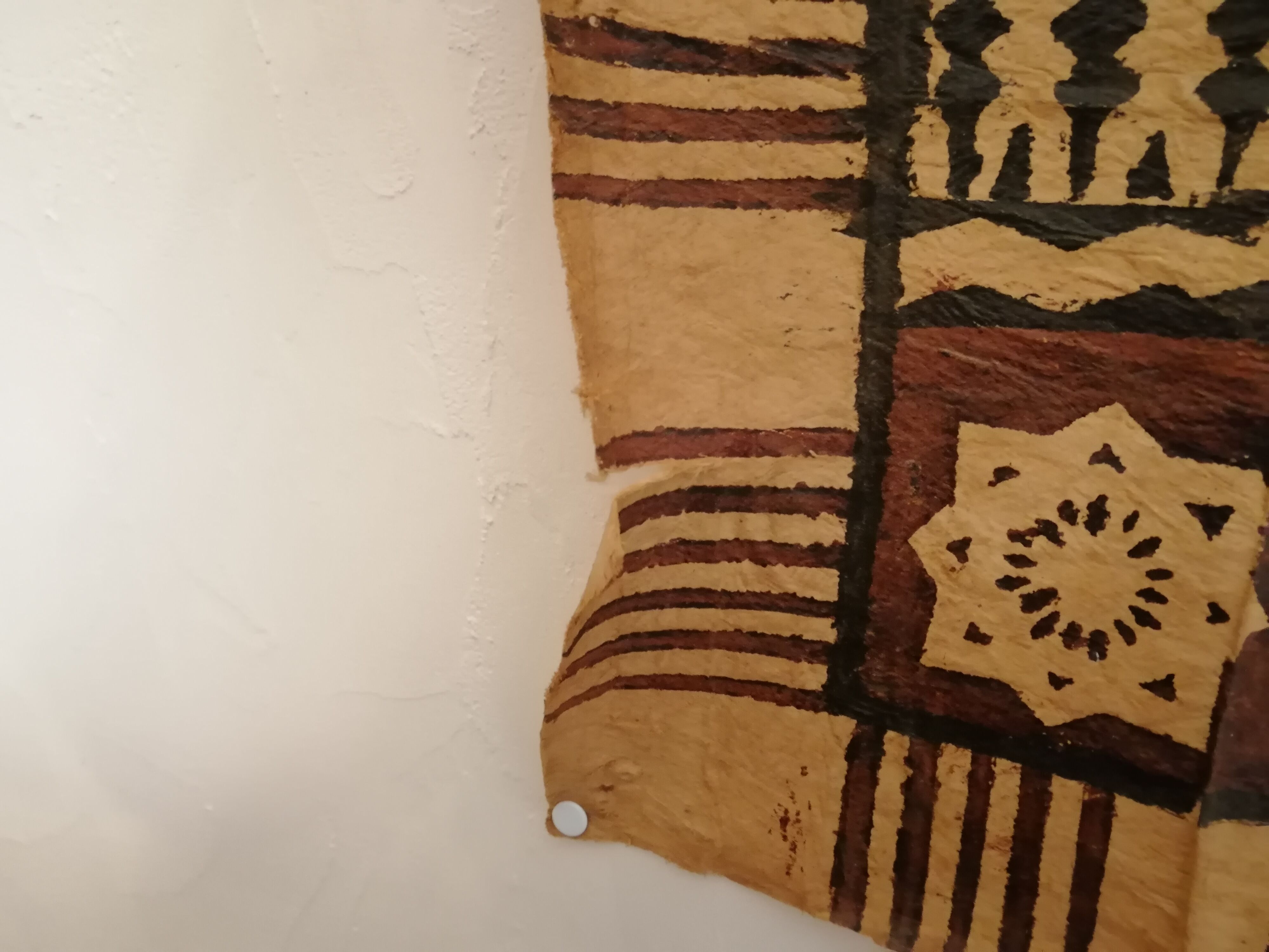Old tapa. hanging of beaten bark cloth. oceania. 1° half of the xxth.