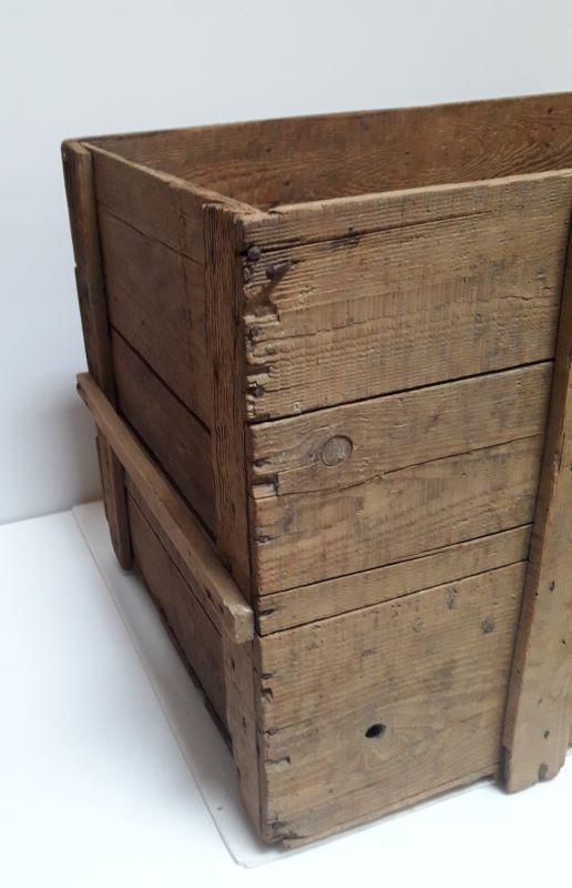Transport box