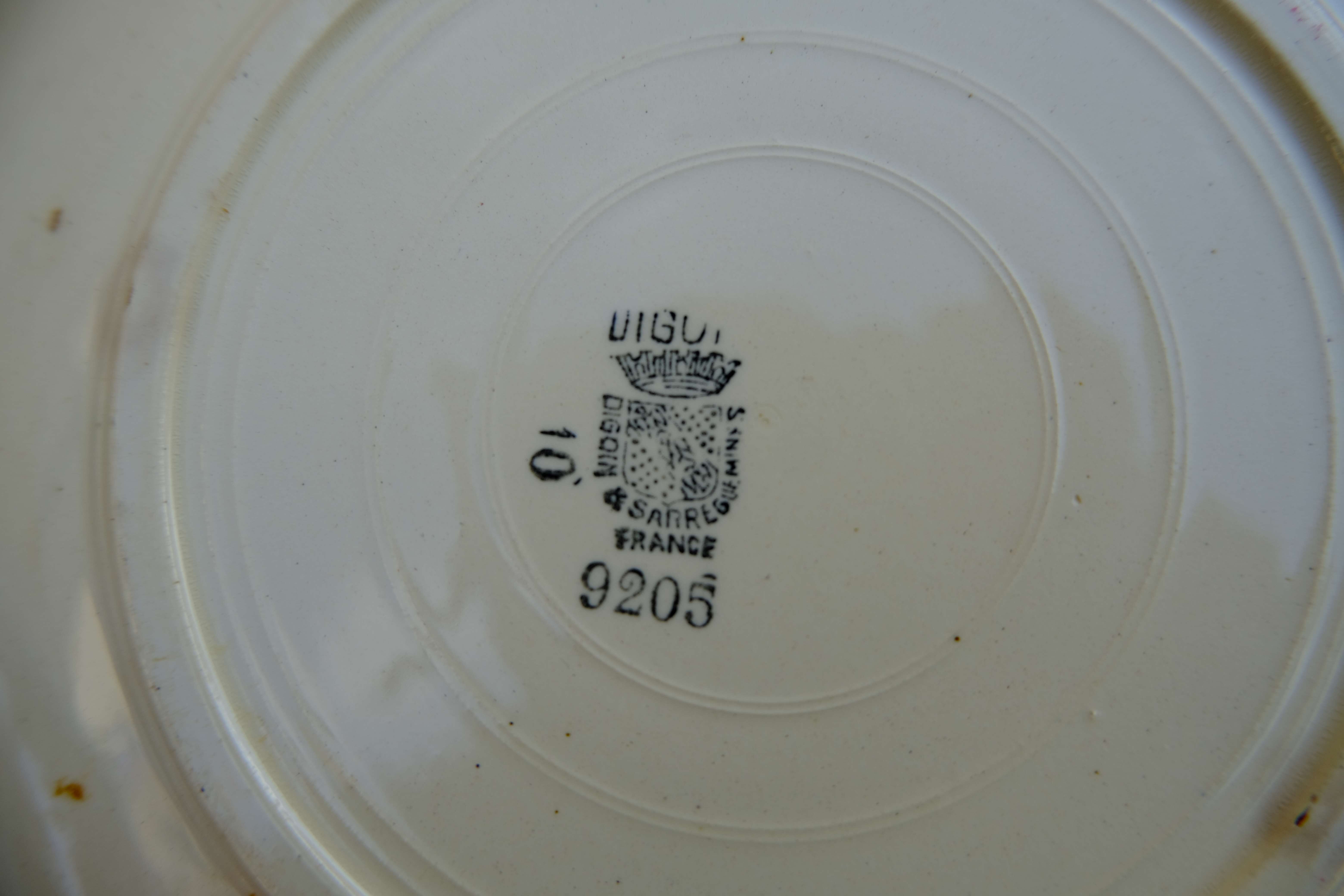 Cheese or dessert plates, Digoin and Sarreguemines 9205