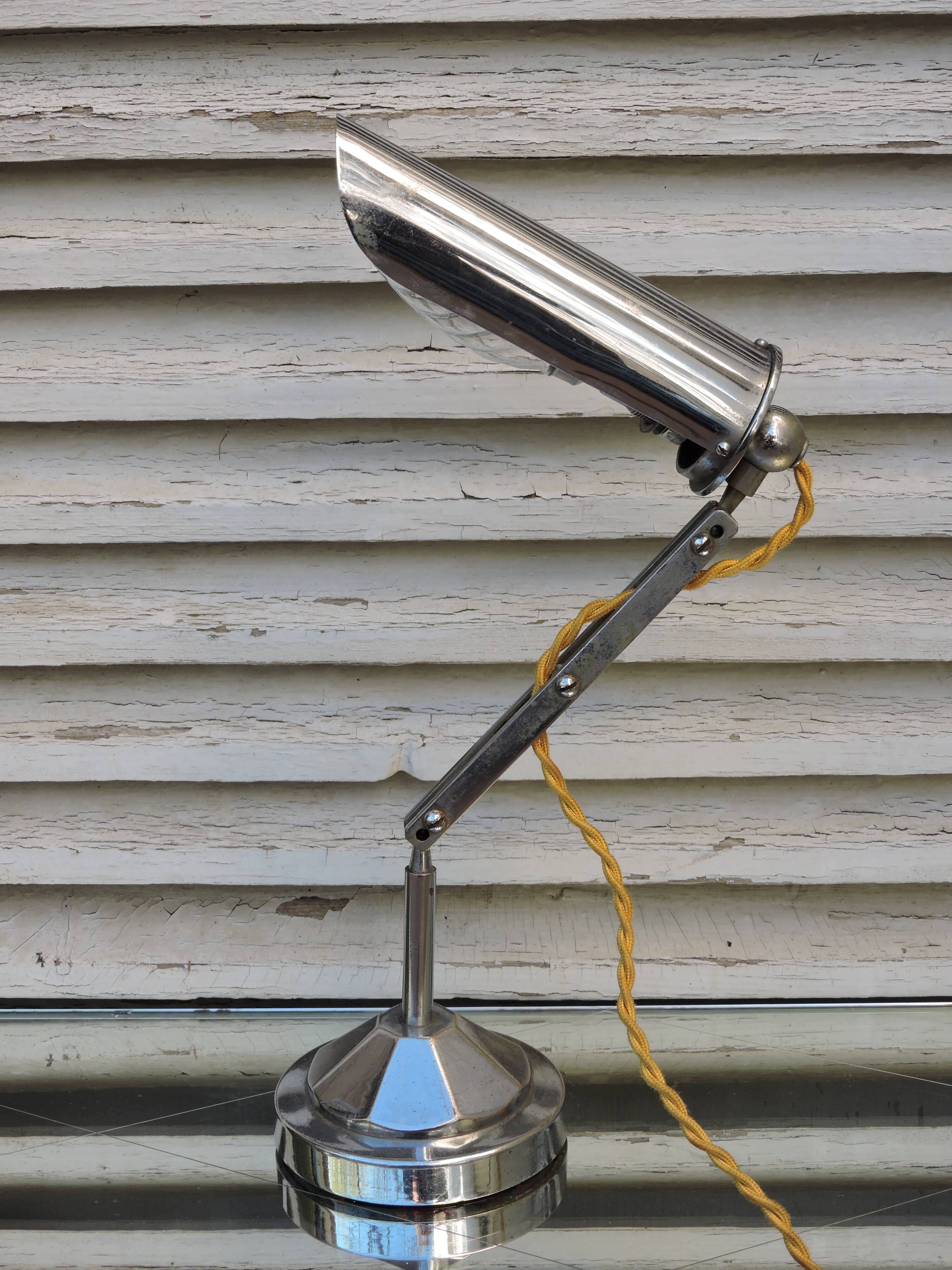 Art Deco chrome desk lamp from the 30s