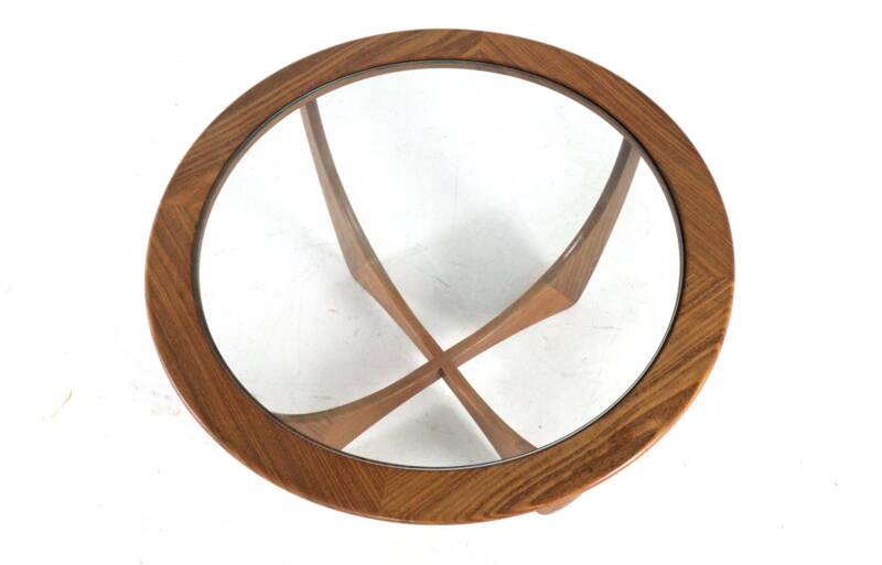 Round coffee table 'Ludlow' G-Plan Astro